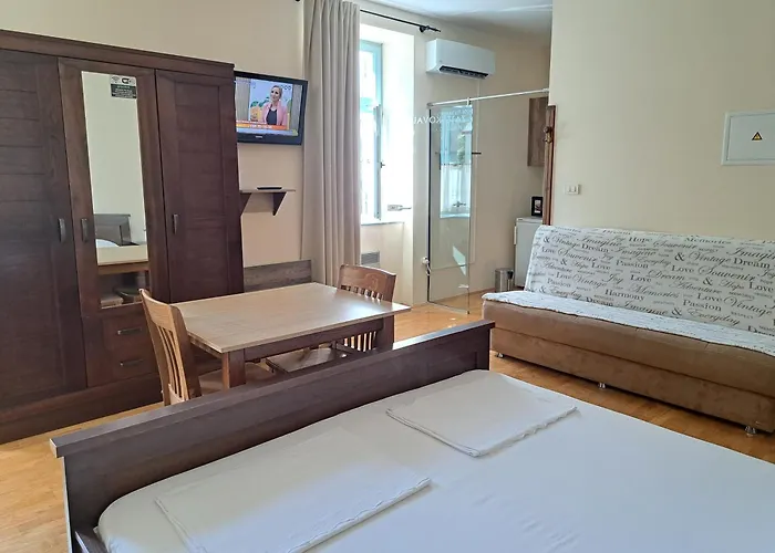 Parma In Self Check - In Maribor