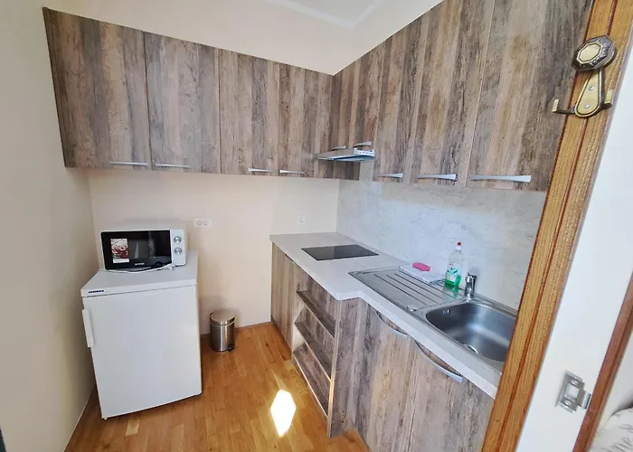 Gasthuis Parma In Self Check - In 3*