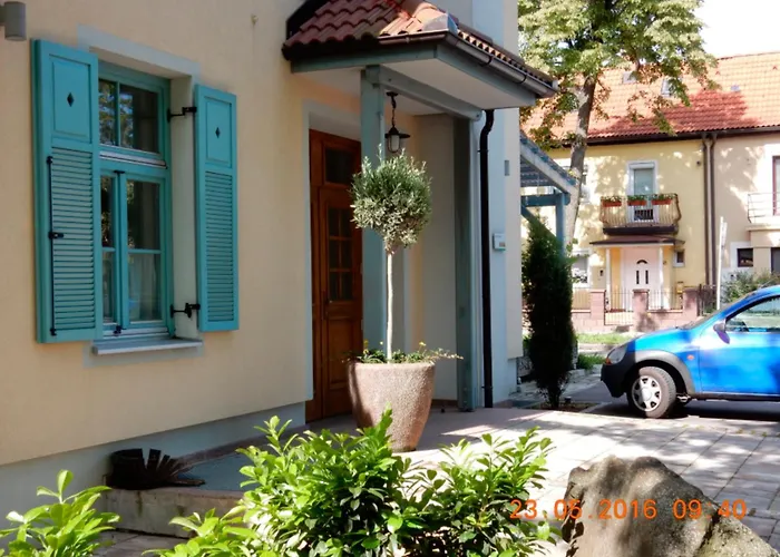 Hiša za goste Parma In Self Check - In Maribor