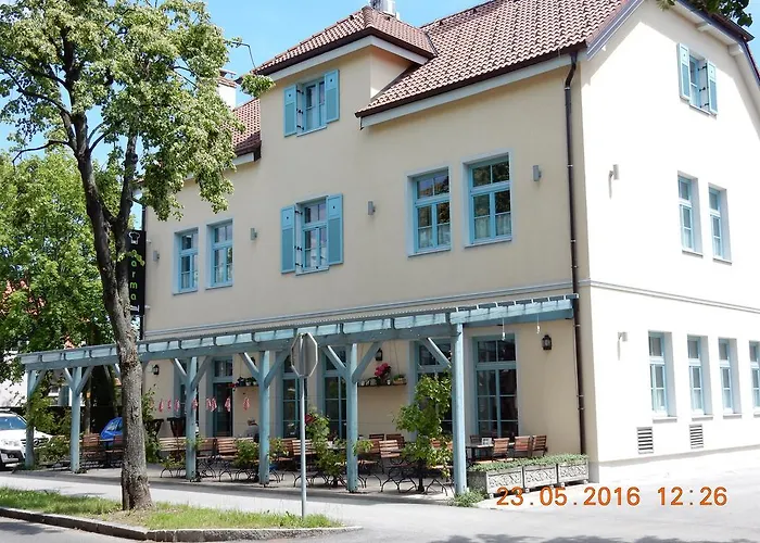 Parma In Self Check - In Hiša za goste